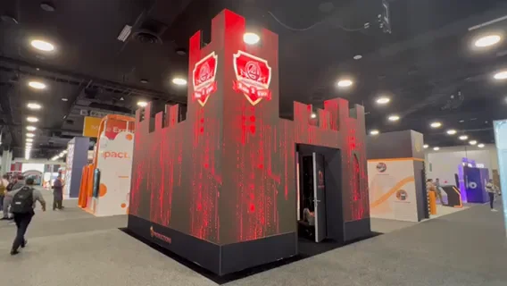 4P 24 EL booth on Vimeo