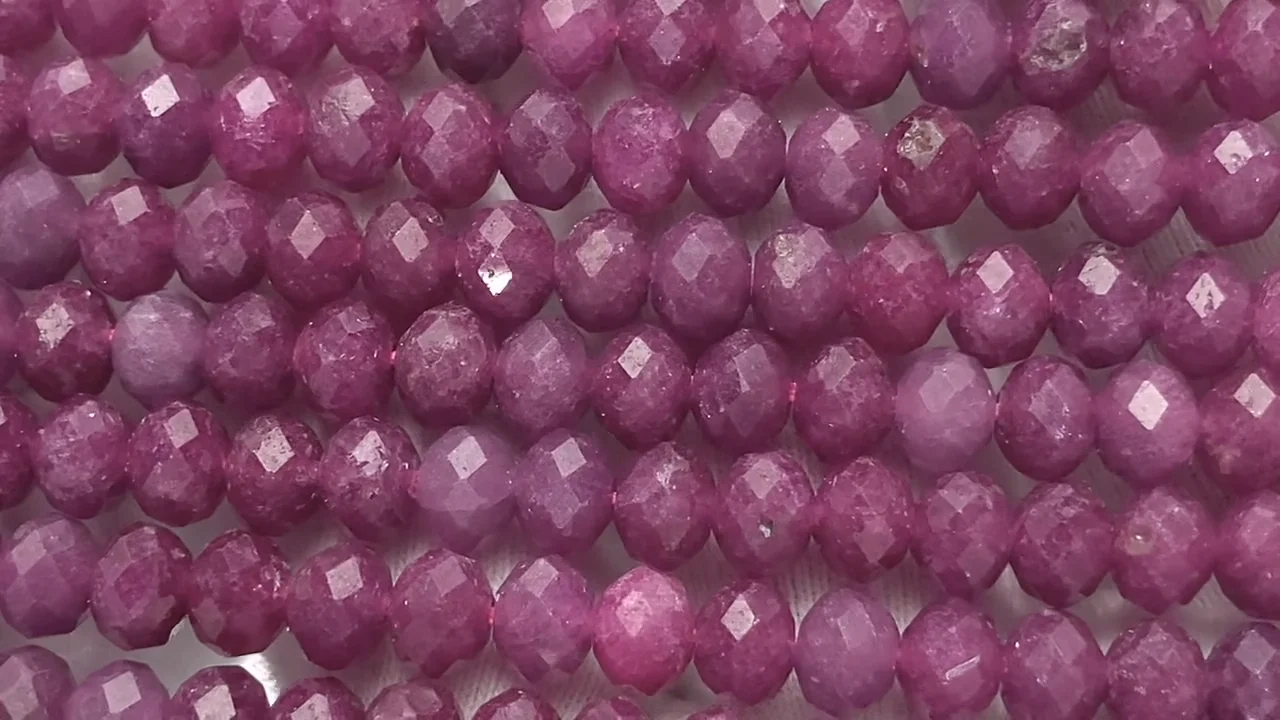 ルビー ボタンカット6×6×4mm 半連/1連｜天然石ビーズの卸問屋・通販