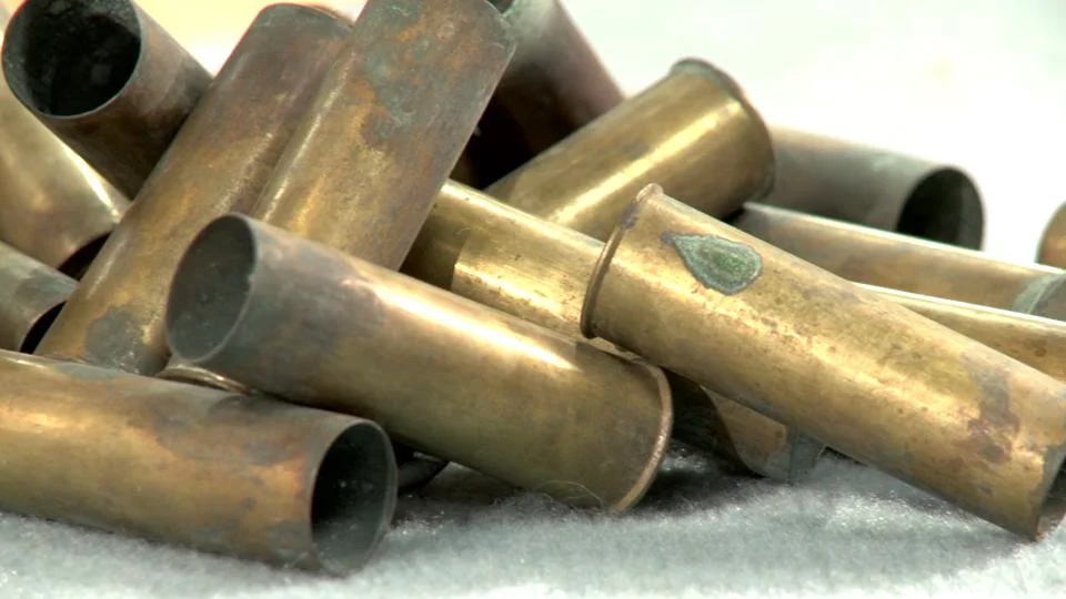 Reloading tool for 10 gauge shotgun shells consists of a brass