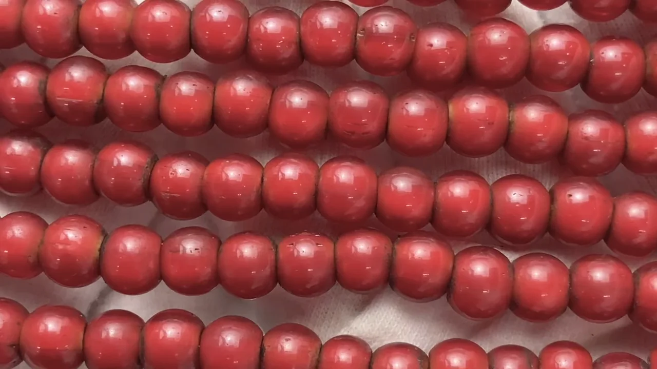 ハイビスカスk18 svプレート　ホワイトハーツ インディアン ホワイトハーツビーズ6×6×5mm 1連｜天然石ビーズの卸問屋