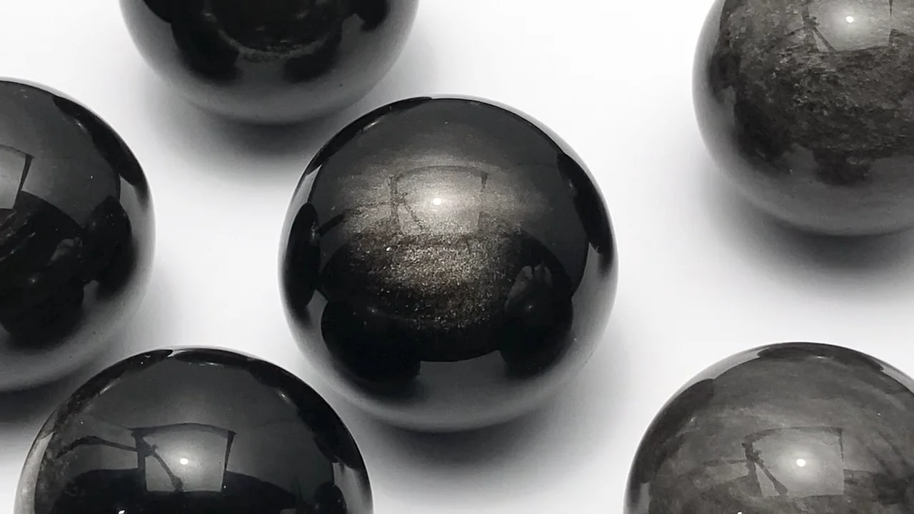 ★帝王の石！！ハイパーシン★スフィア★財運アップ！！ シルバーオブシディアン スフィア・ラウンド40～42mm 1個