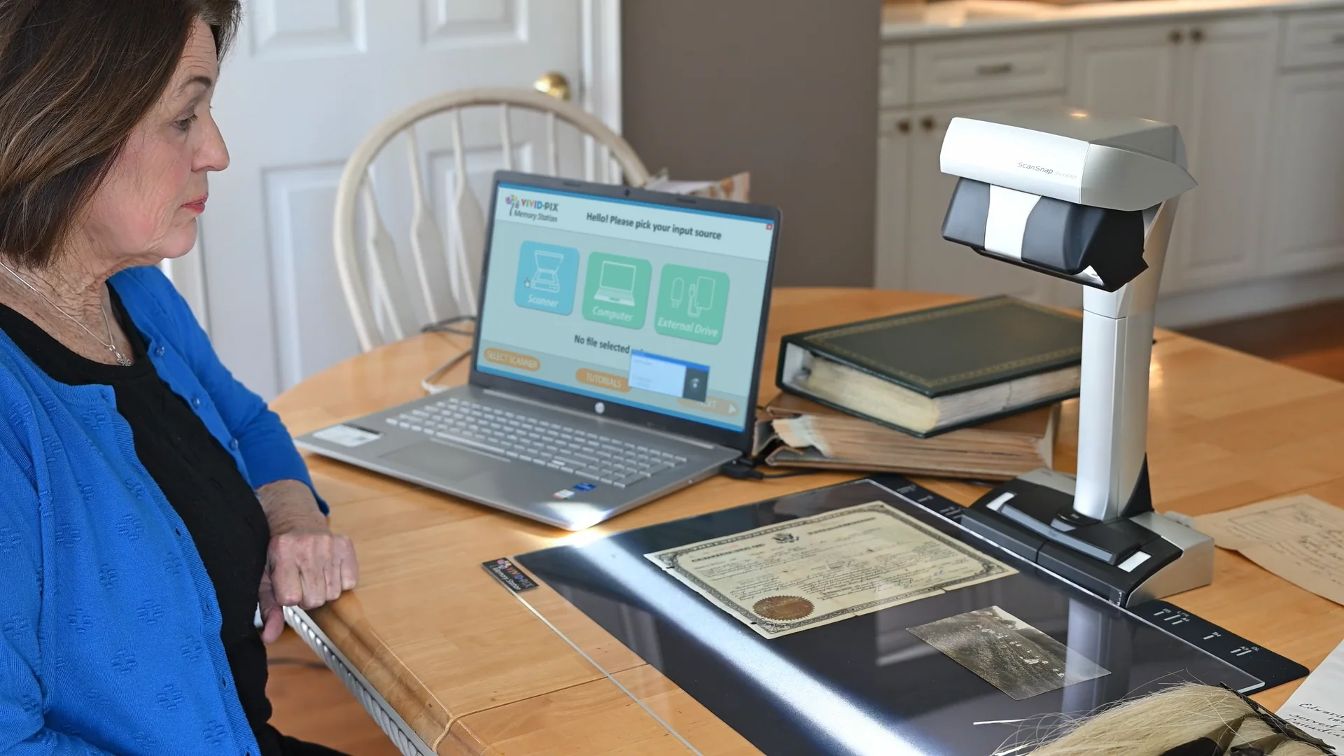 Memory Station - Vivid-Pix