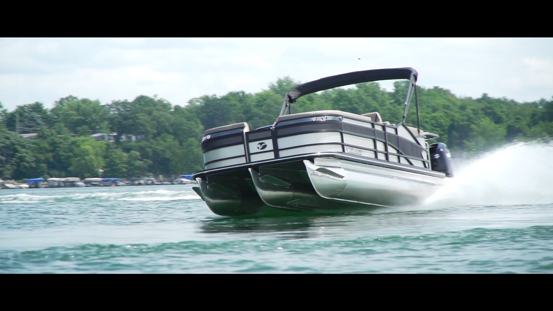 Vanderbilt Luxury Pontoons