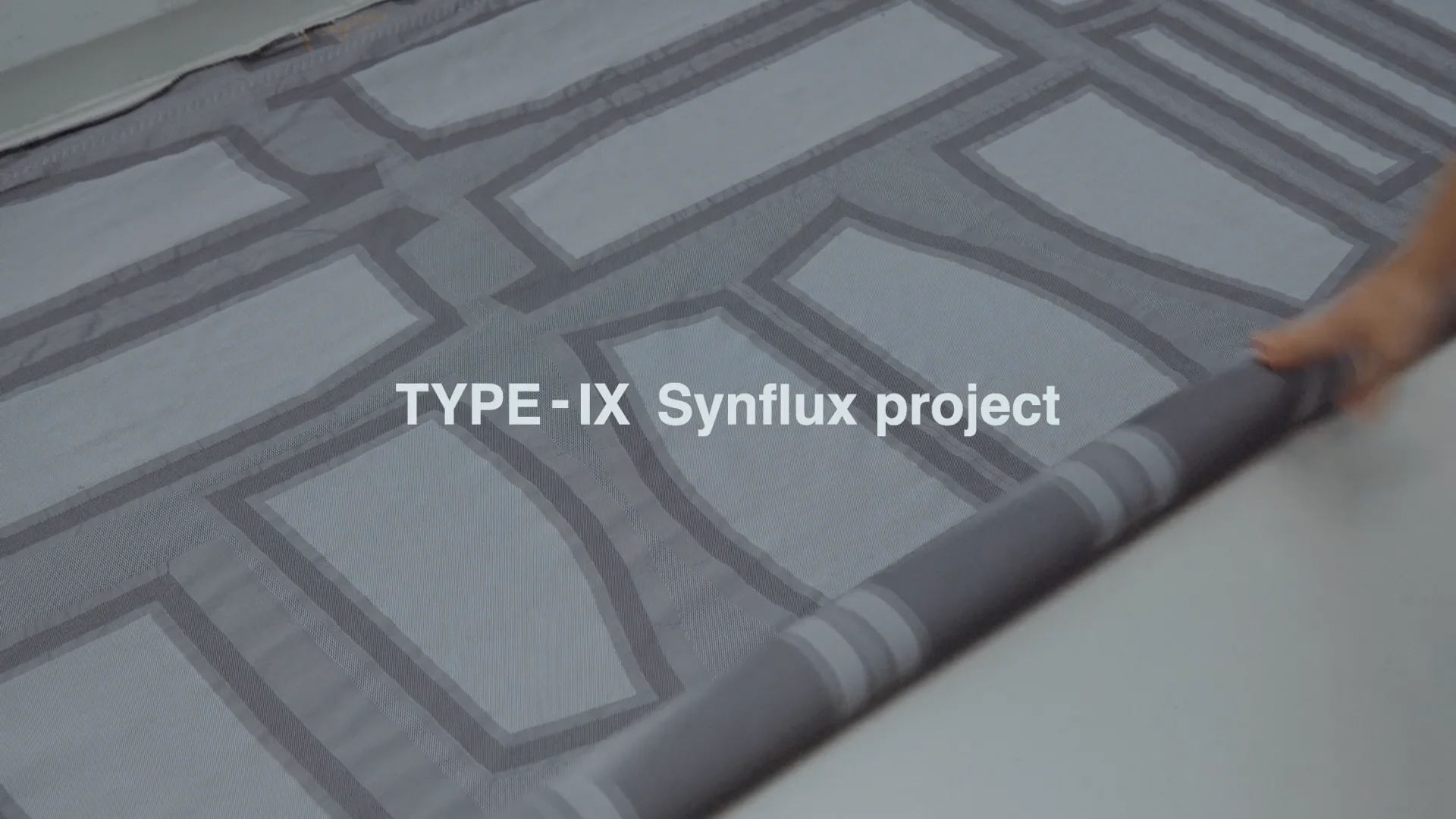 A-POC ABLE ISSEY MIYAKEとSynfluxによる 「TYPE-IX Synflux