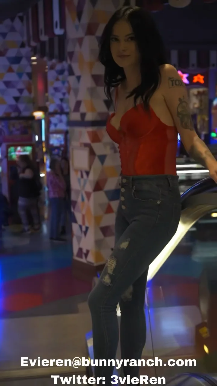 Evie Ren BunnyRanch