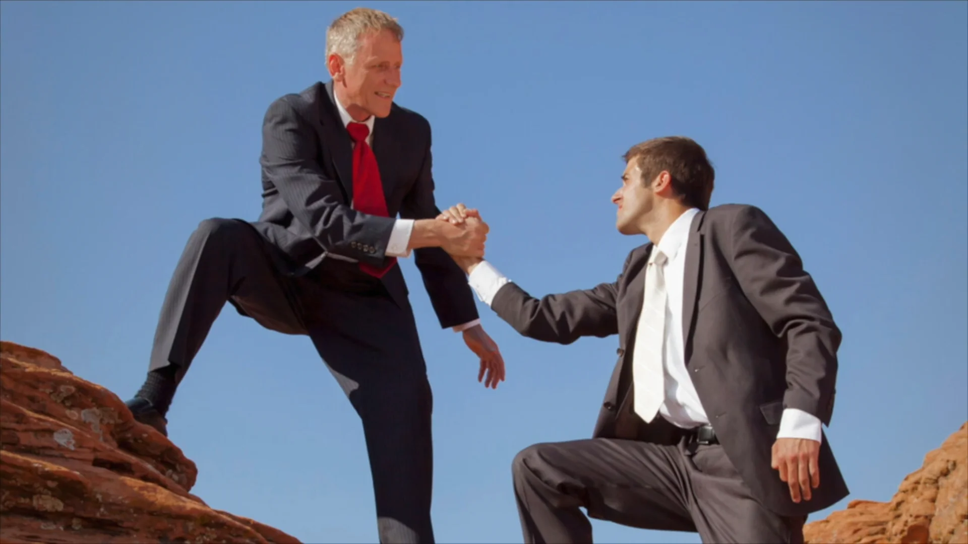 Афоризмы про лидерство. Человек который пользуется уважением. Тестоватой консистенции. Человек который пользуется уважением. Человек который пользуется уважением.