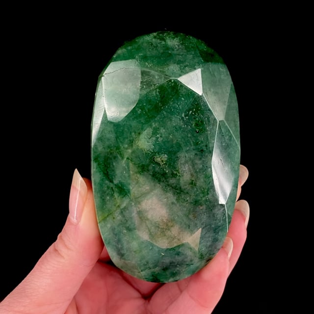 Emerald (HUGE faceted stone)