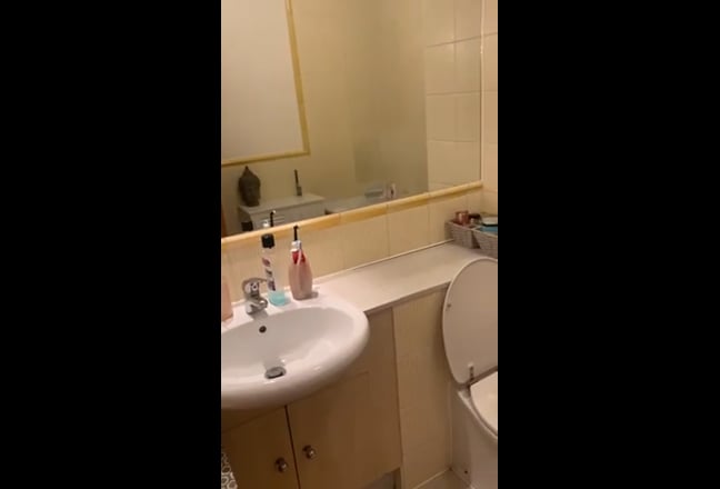 En-Suite Double Room in SE1 - County Hall Main Photo