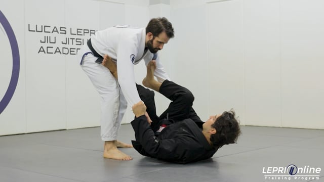 Open Guard to Lasso and De La Riva Sweep