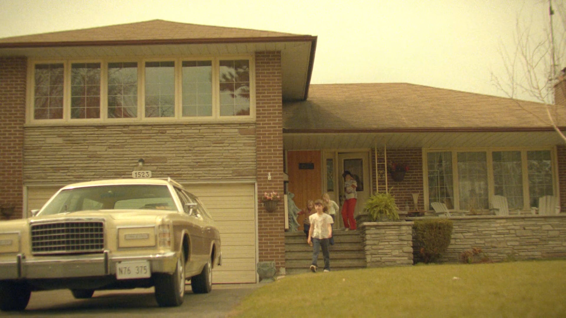 Hincks Dellcrest - 1975-HD