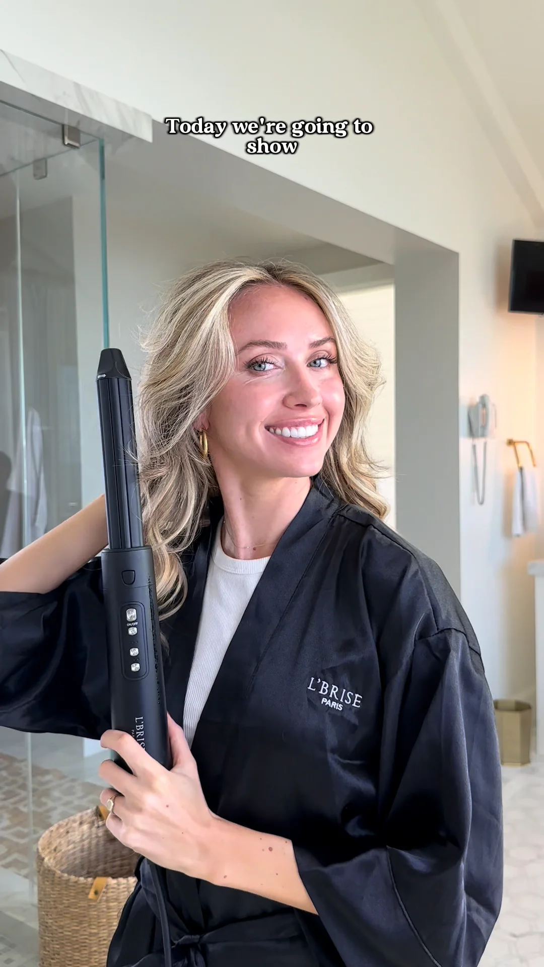 L'Brise AirSwitch™ The World's First Travel Multi-Styler (Dryer