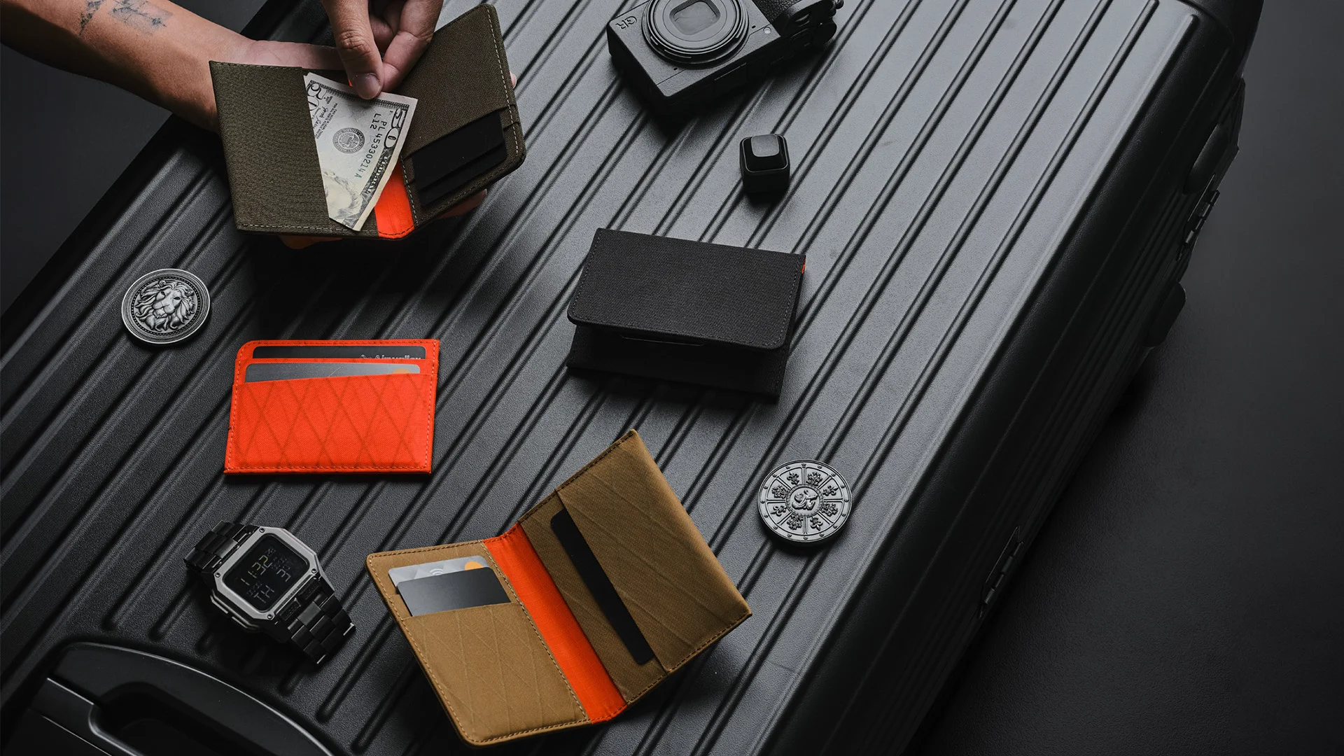 二つ折り財布 ARK BIFOLD WALLET 財布 カードケース 薄マチ