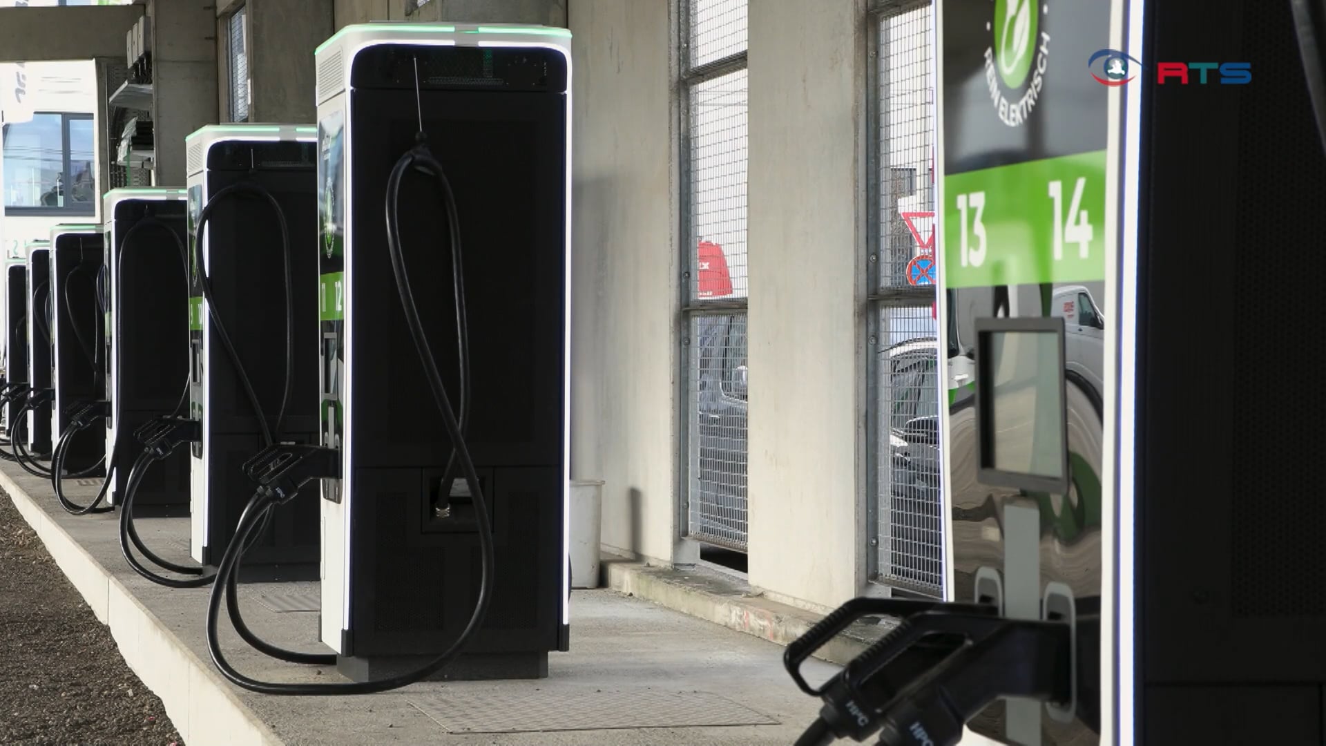 mobilitaet-der-zukunft-albus-errichtet-8-neue-e-ladesaeulen