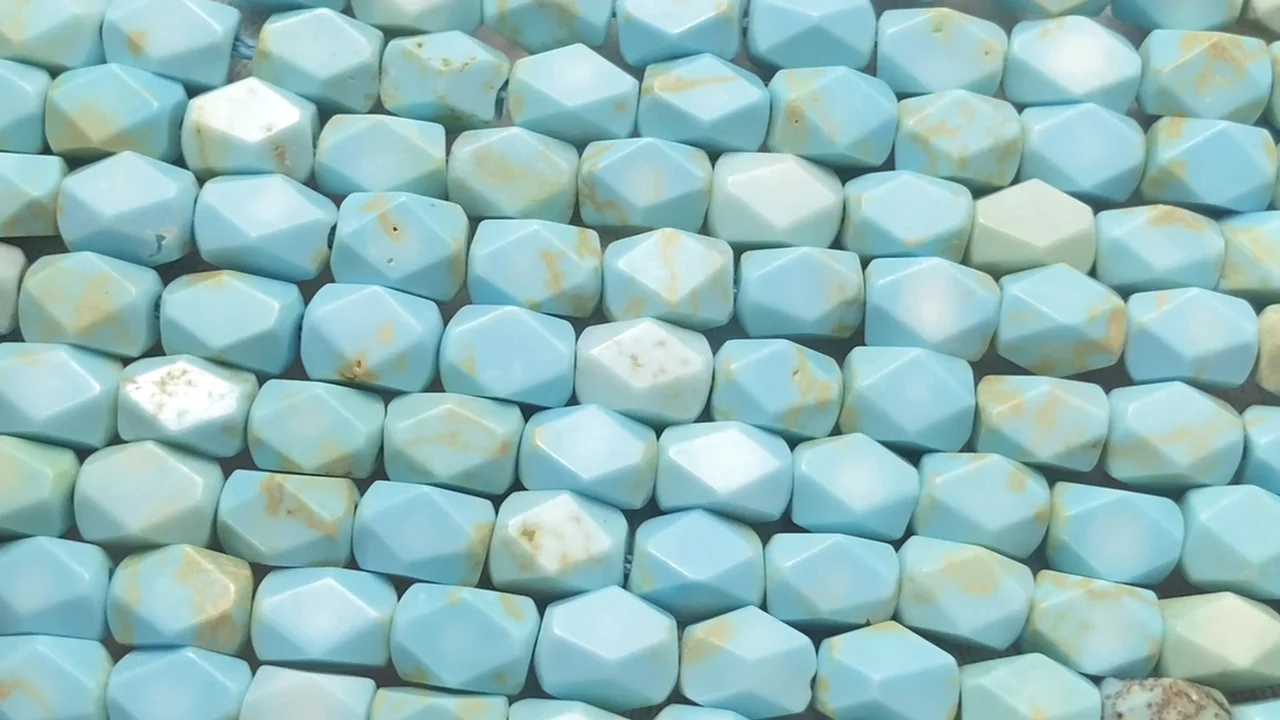マグネサイトターコイズ レクタングルチューブカット6×5×5mm 1連