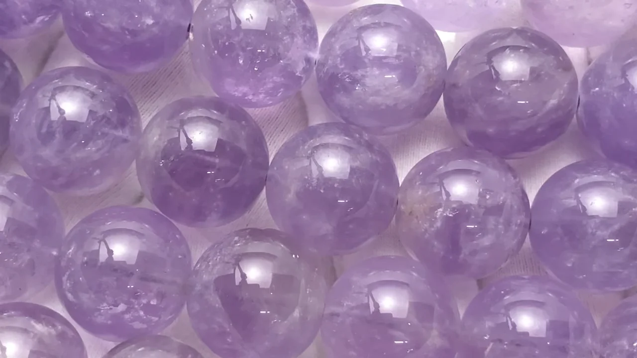 ラベンダーアメジスト AA++ ラウンド16mm 1/4連~1連(約34cm) - 天然石