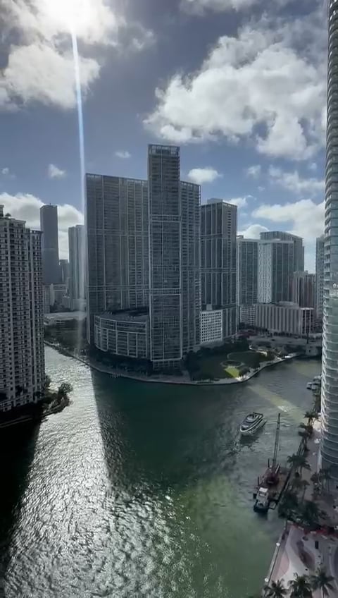 https://i.vimeocdn.com/video/1812557045-6e989b7183d21464bb39cd8a1a44d4f4c7f76313da59c1efebd588d5cac104c9-d