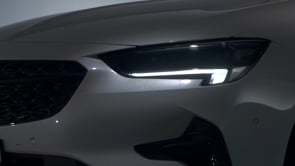 Opel Insignia Dunkel