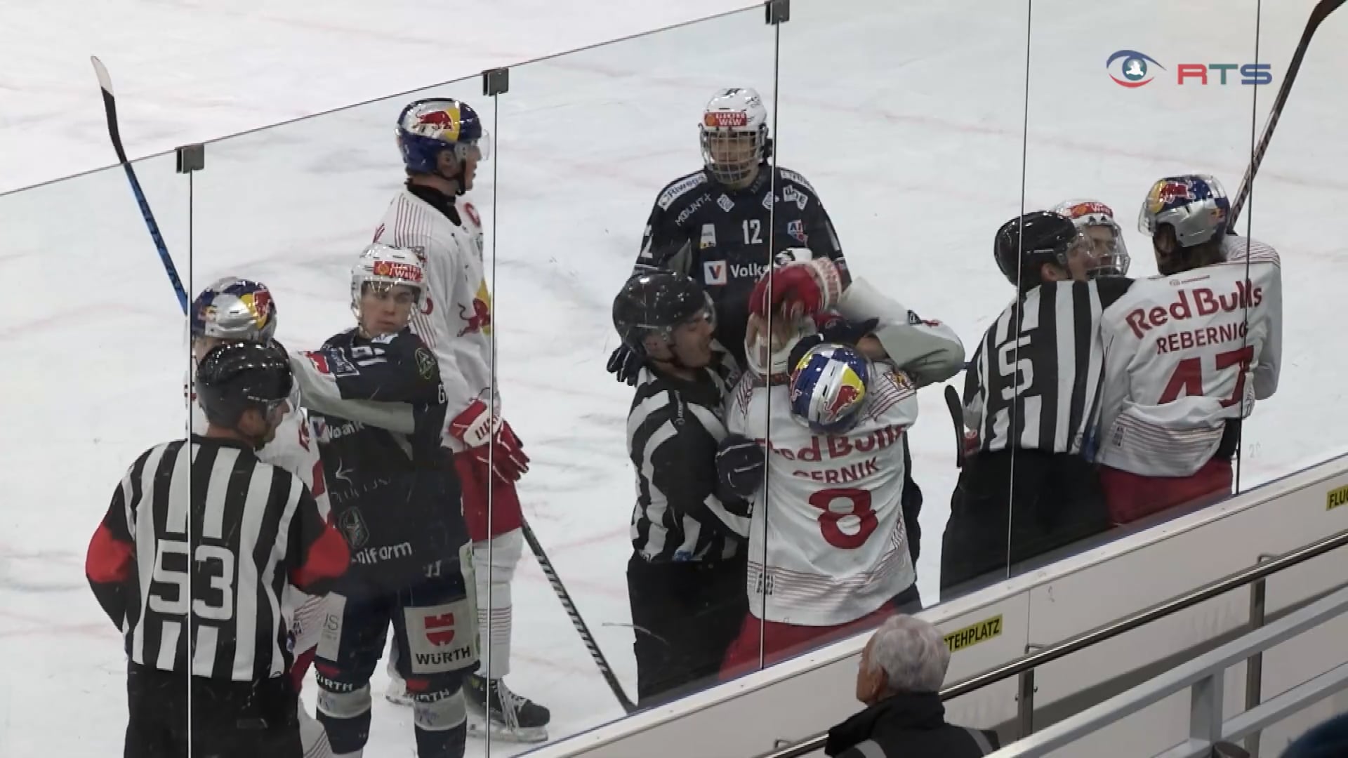 alps-hockey-league-die-red-bull-juniors-trafen-auf-die-hockey-unterland-cavaliers
