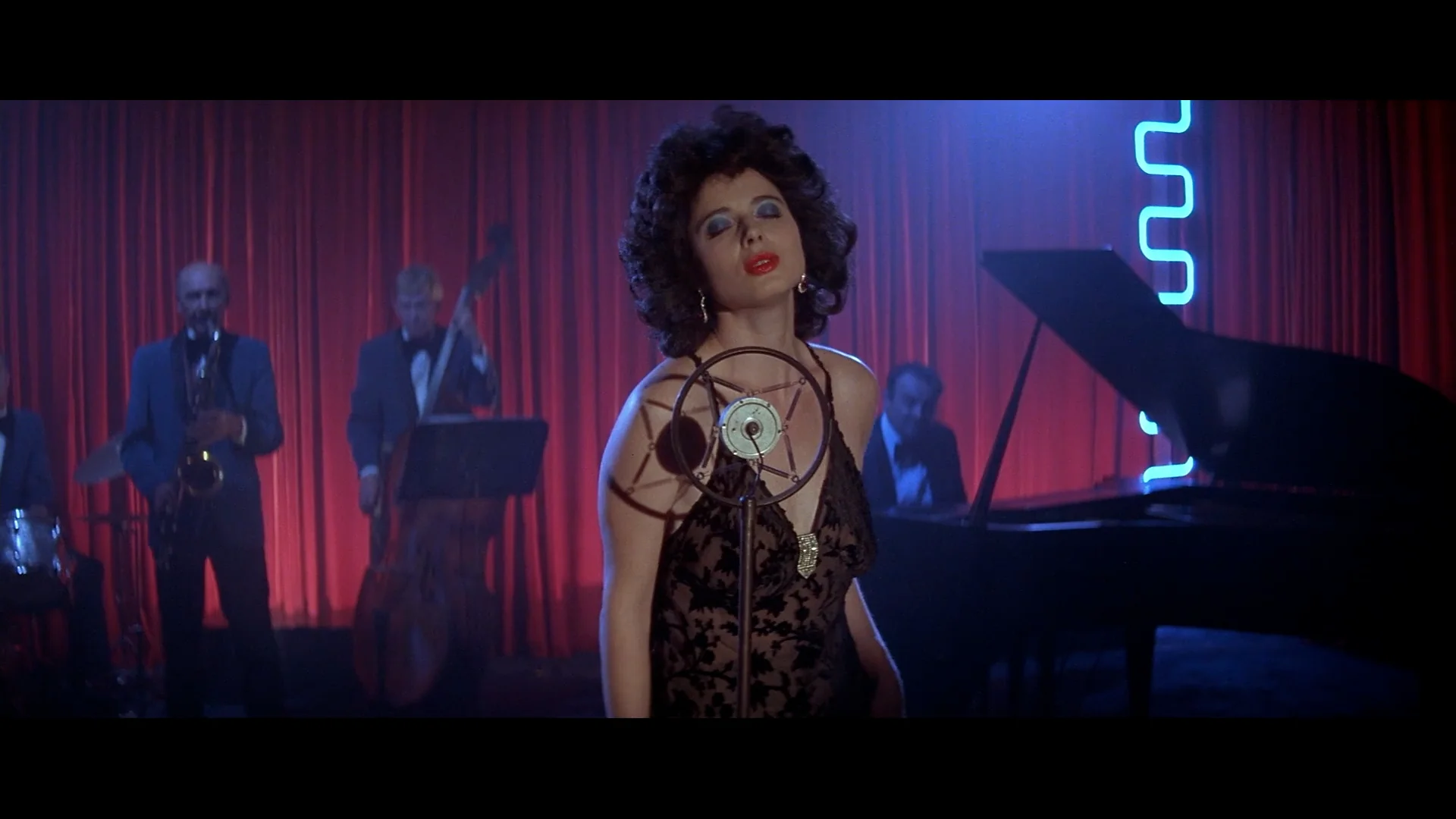 blue velvet dress movie Blue Velvet's enduring look: light and shade  and the odd gas mask |  Fashion