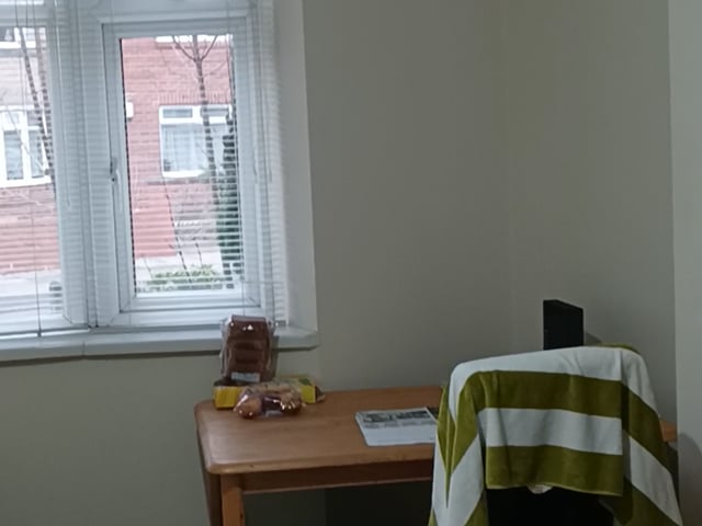 Large room for Male, NE3, No contract, No Deposit Main Photo