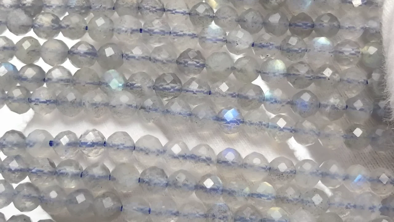 マダガスカル産 ラブラドライト ラウンドカット4mm 1連｜天然石ビーズ