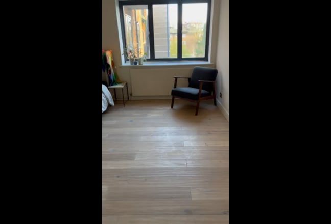 Large Double Room, 20/25 mins to Central Main Photo