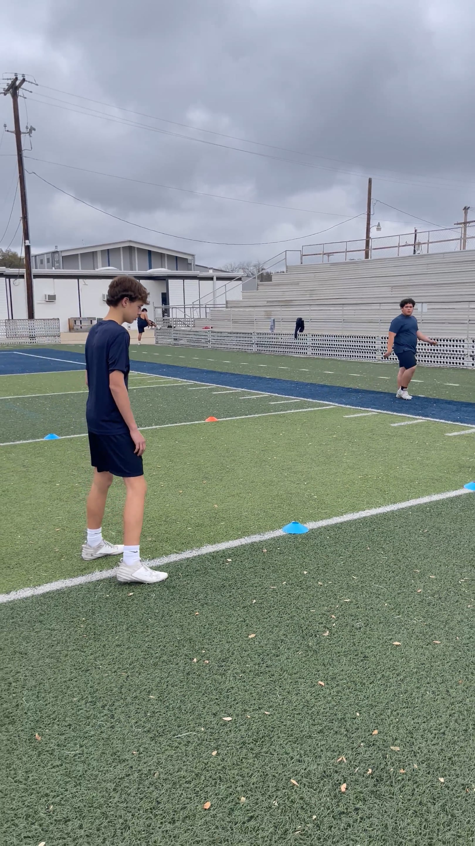Watch samuel rosales's 5-10-5 Agility: 5.1 seconds