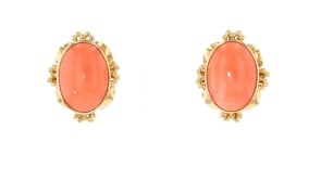 C. 1980 Vintage Pink Coral Earrings in 18kt Yellow Gold