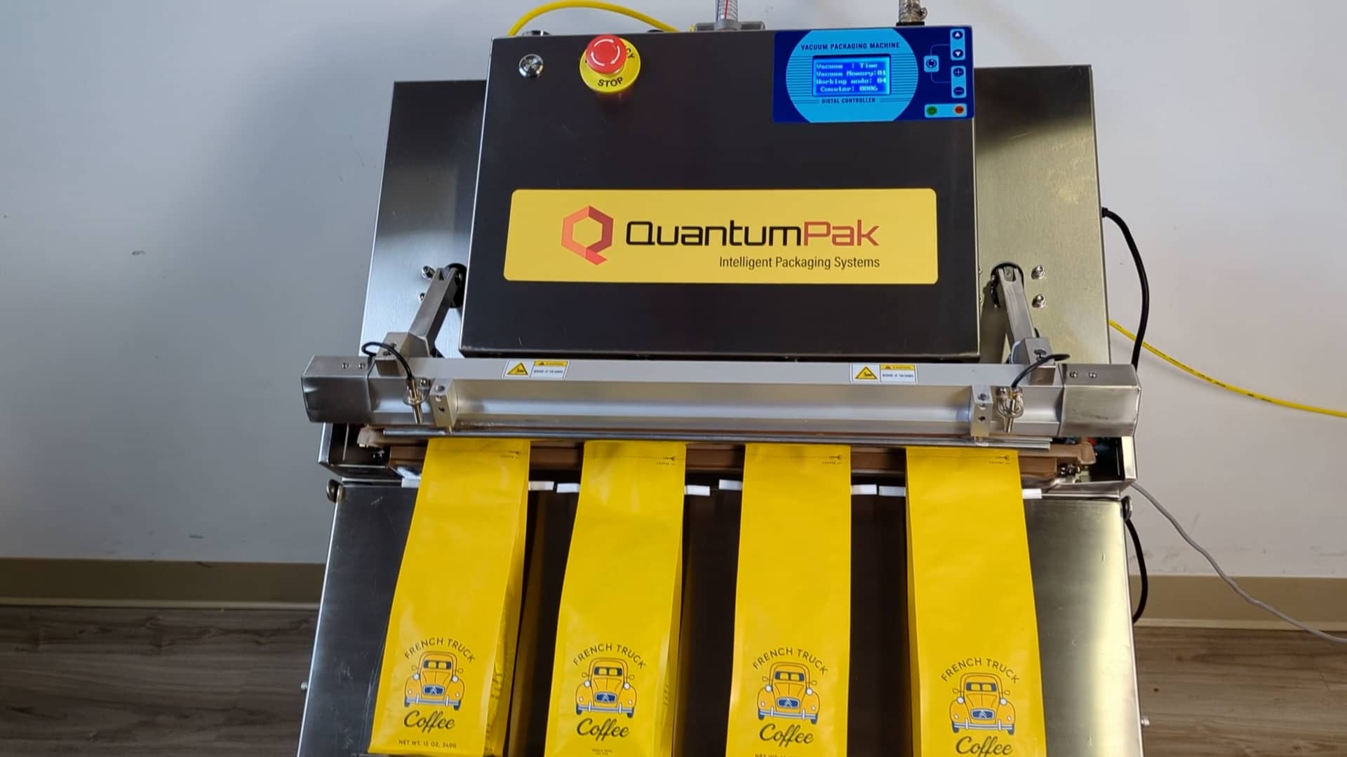 QuantumPak QIT2400 Vacuum / Gas Flush bag sealer on Vimeo