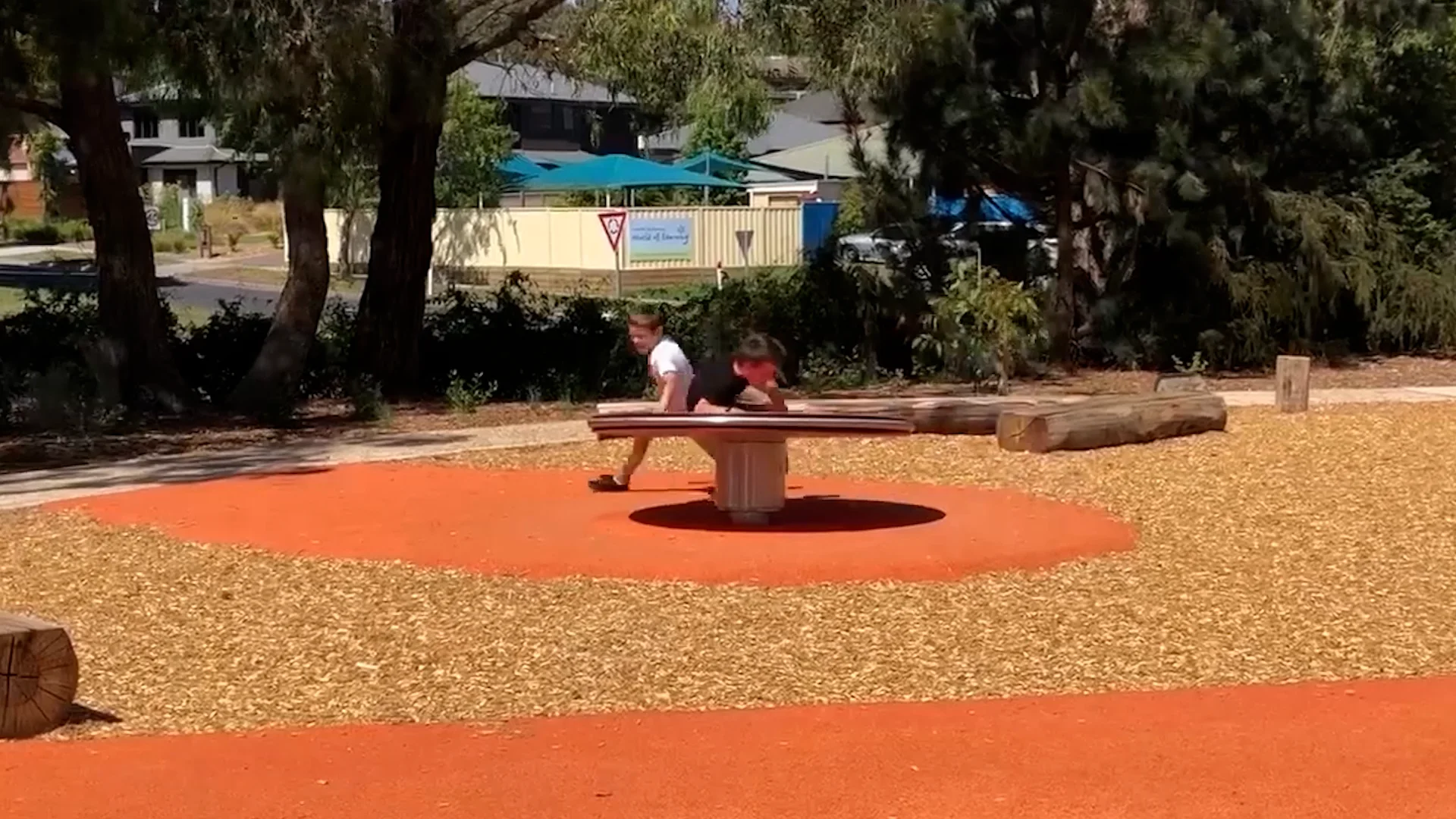 Fun Disc J2407 - Playgrounds - Moving equipment - Rotating equipment