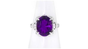 C. 1990 Vintage 5.50 Carat Amethyst Ring with Diamond Accents in Platinum