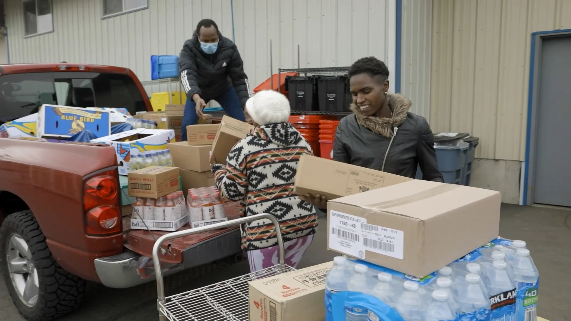 Economy Fence "Good Neighbors" video - Sumner Community Food Bank on Vimeo