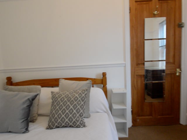 Video 1: Beautiful freshly decorated double room
