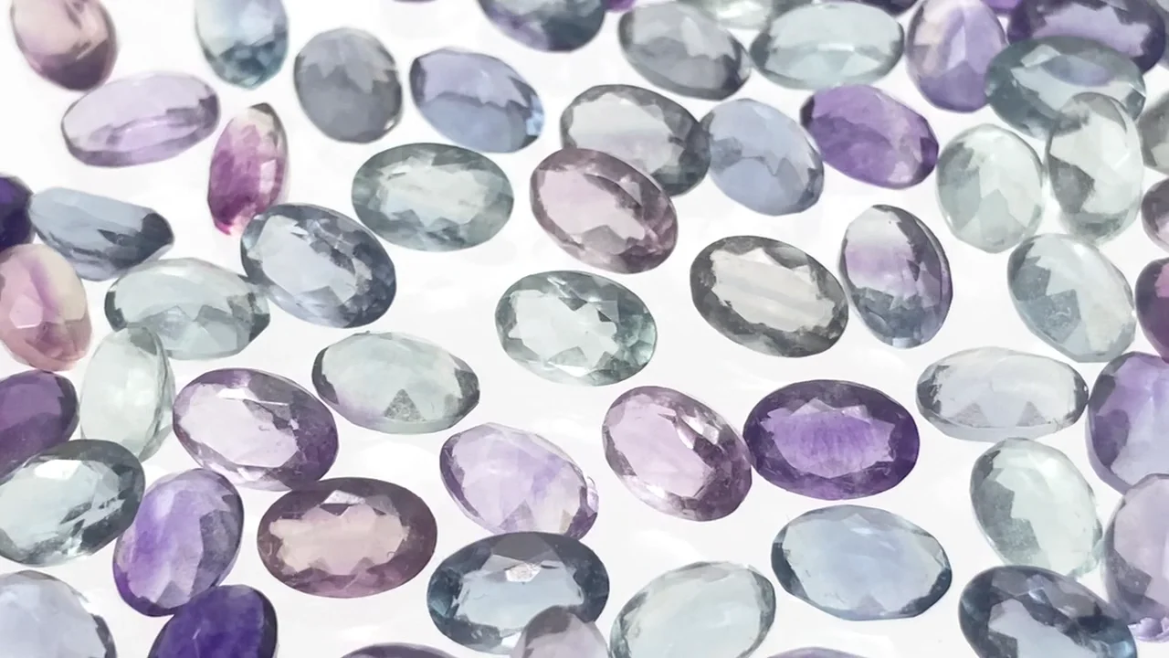 マルチカラーフローライト ルース オーバルファセットカット6×4mm 5粒