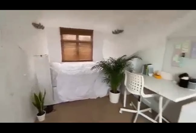 Video 1: 