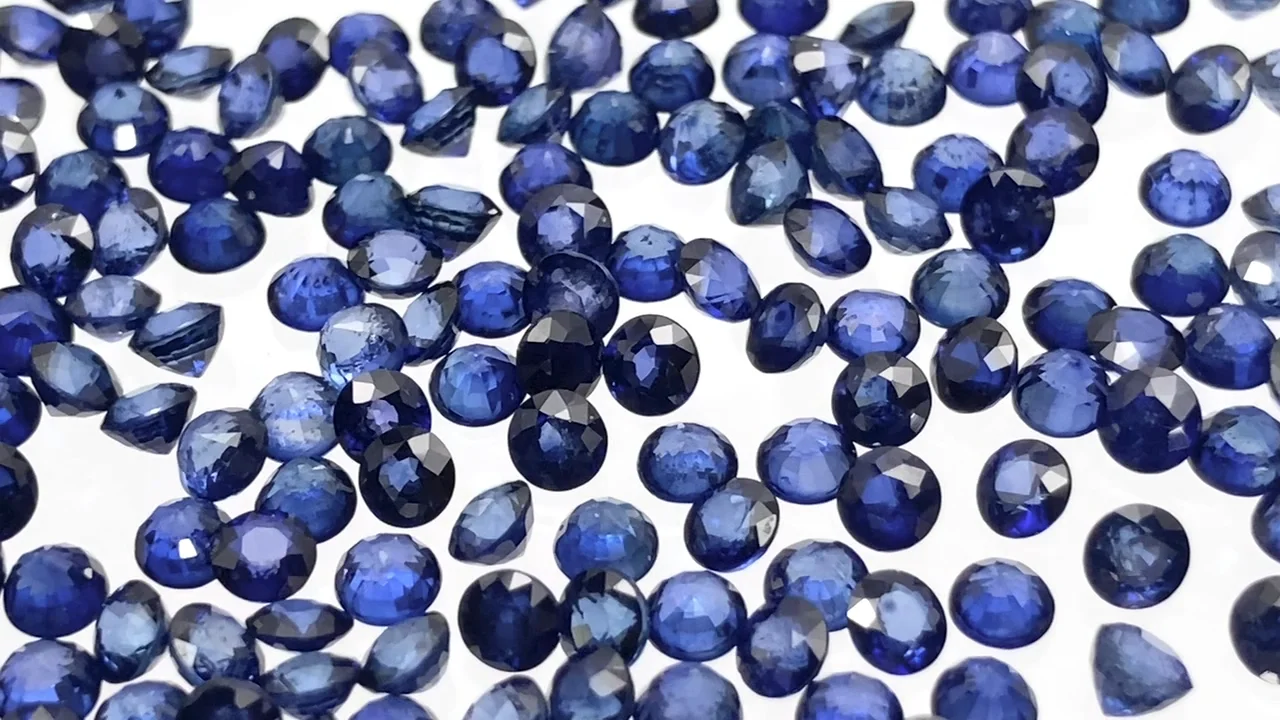 サファイアルース セット サファイア ルース ラウンドファセットカット3×3mm 5粒｜天然石