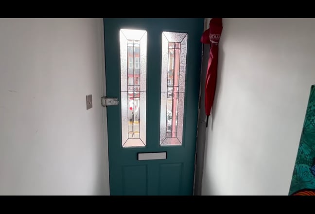 Furnished Double Room in Friendly Social House Main Photo