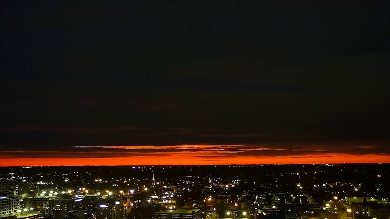 WDRB-Louisville-KY-localmedia-timelapse-sunrise-800-Building-03252024
