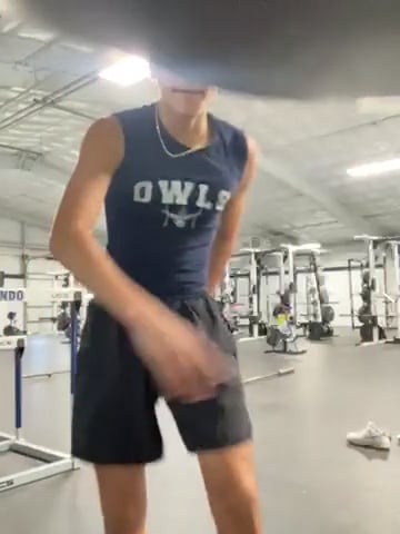 Watch PurpleShift athlete's Switches (Skier Variation): Approved