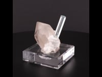 66592 - Aquamarine, Quartz, Albite