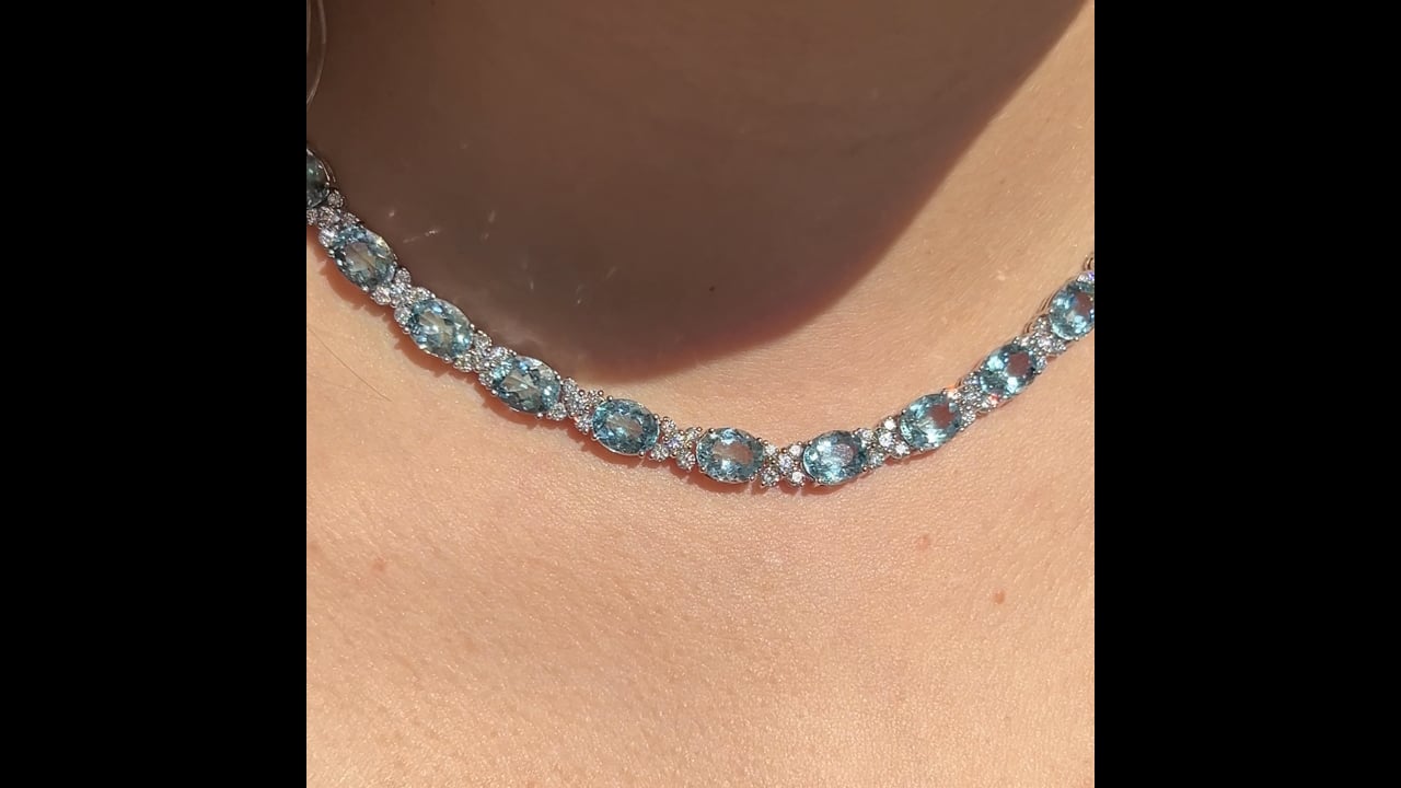 43.34 Aquamarine & Diamond Necklace in 18k White Gold