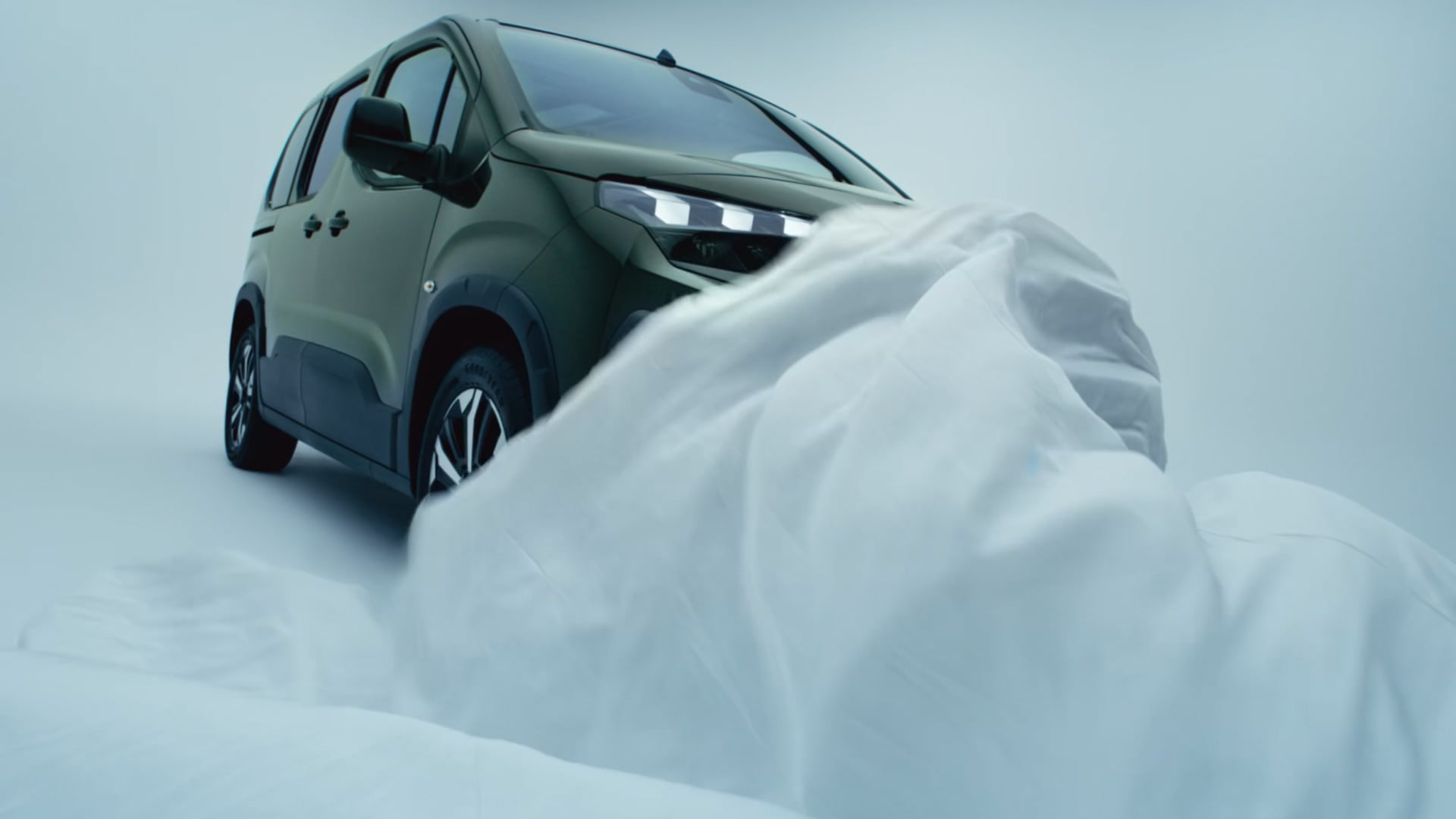 PEUGEOT | Colin Solal