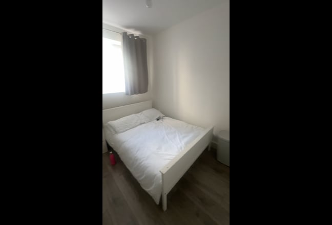 1 Bedroom Flat Share E1  Main Photo