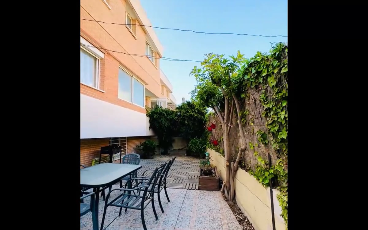 Terraced House for Sale in Alicante