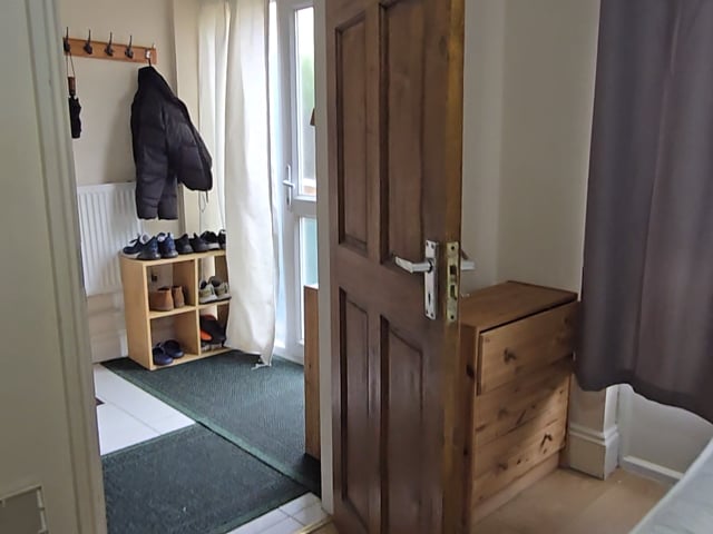 Video 1: Available bedroom