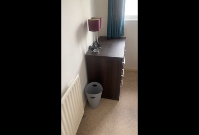 1 Cosy single room in a waterside house  Main Photo