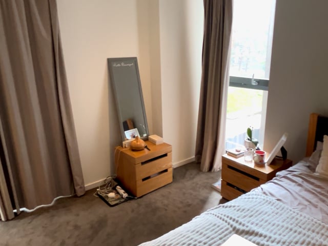 Spacious double room in East Village Main Photo