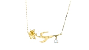 10 Carat Aquamarine Daffodil Flower Necklace in 14kt Yellow Gold