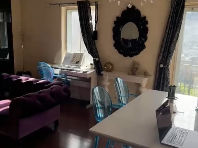 Video 1: Shared living room