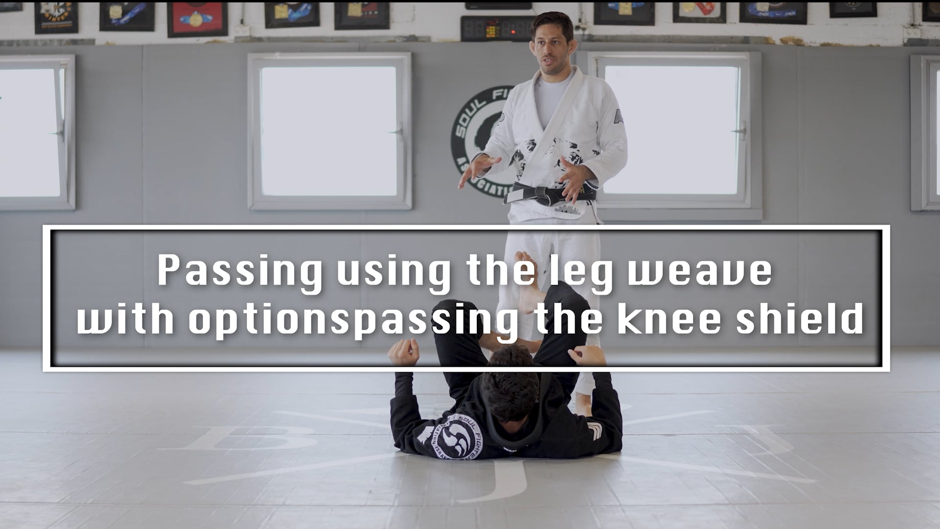 Passing using the leg weave with options